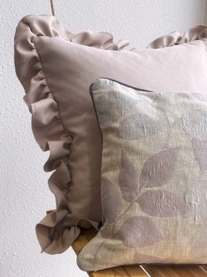 Декоративная подушка Листья с руликом_2